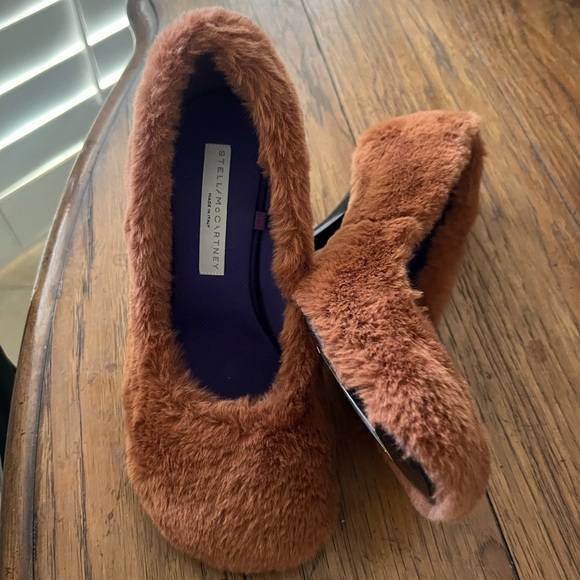 Stella McCartney Ryder Shaggy Faux Fur Heels Pumps Shoes 38.5 New - Picture 12 of 13